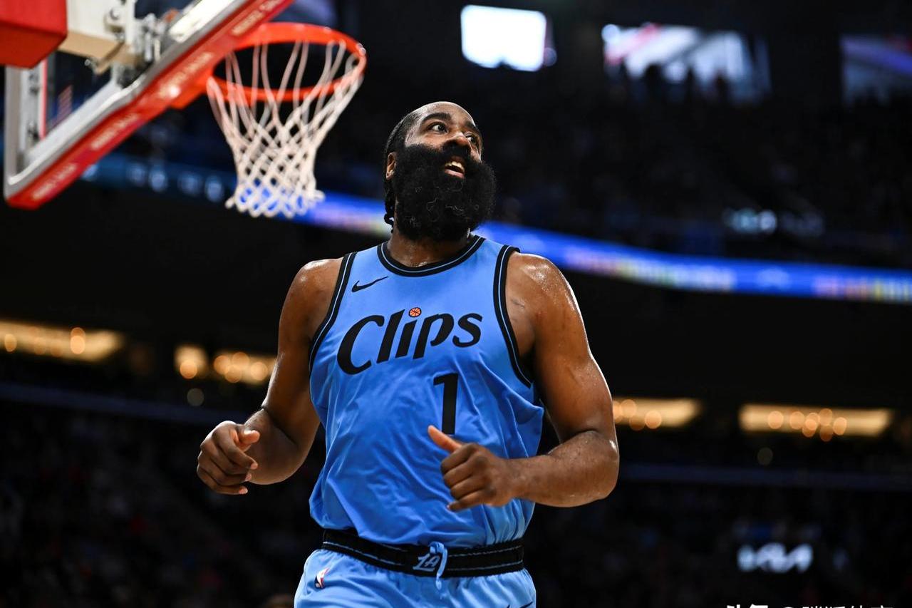 九游一站式平台哈登迎来十赛季高光表现，TES球迷沸腾！的简单介绍