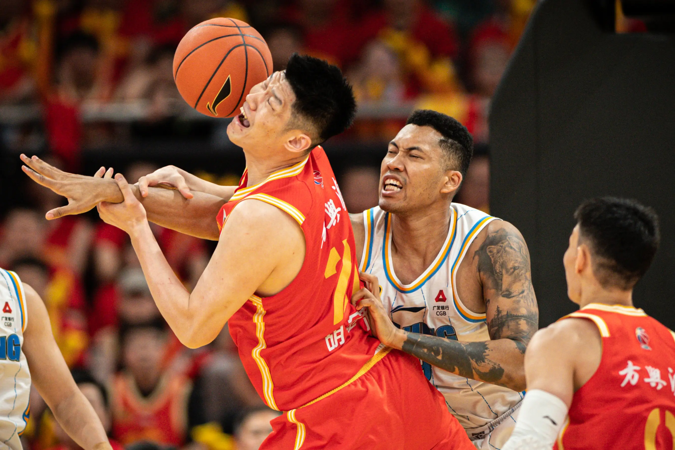 九游官方平台包含赛后巴塞罗那备战CBA季后赛，强势反弹细节曝光，更衣室稳定，心理建设被强调的词条