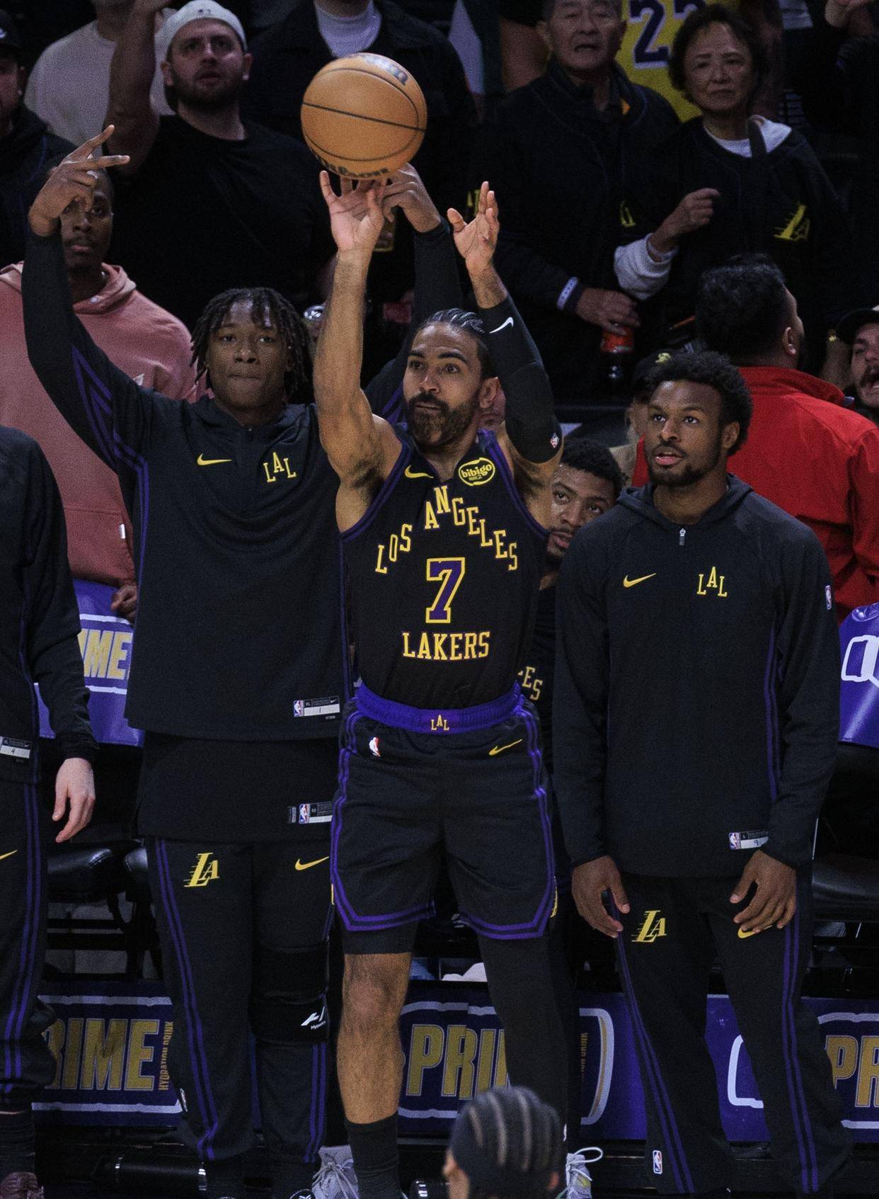 九游游戏中心NBA总决赛倒计时；马赛今夜内部沟通；细节引发关注；更衣室稳定；团队化学反应显著的简单介绍