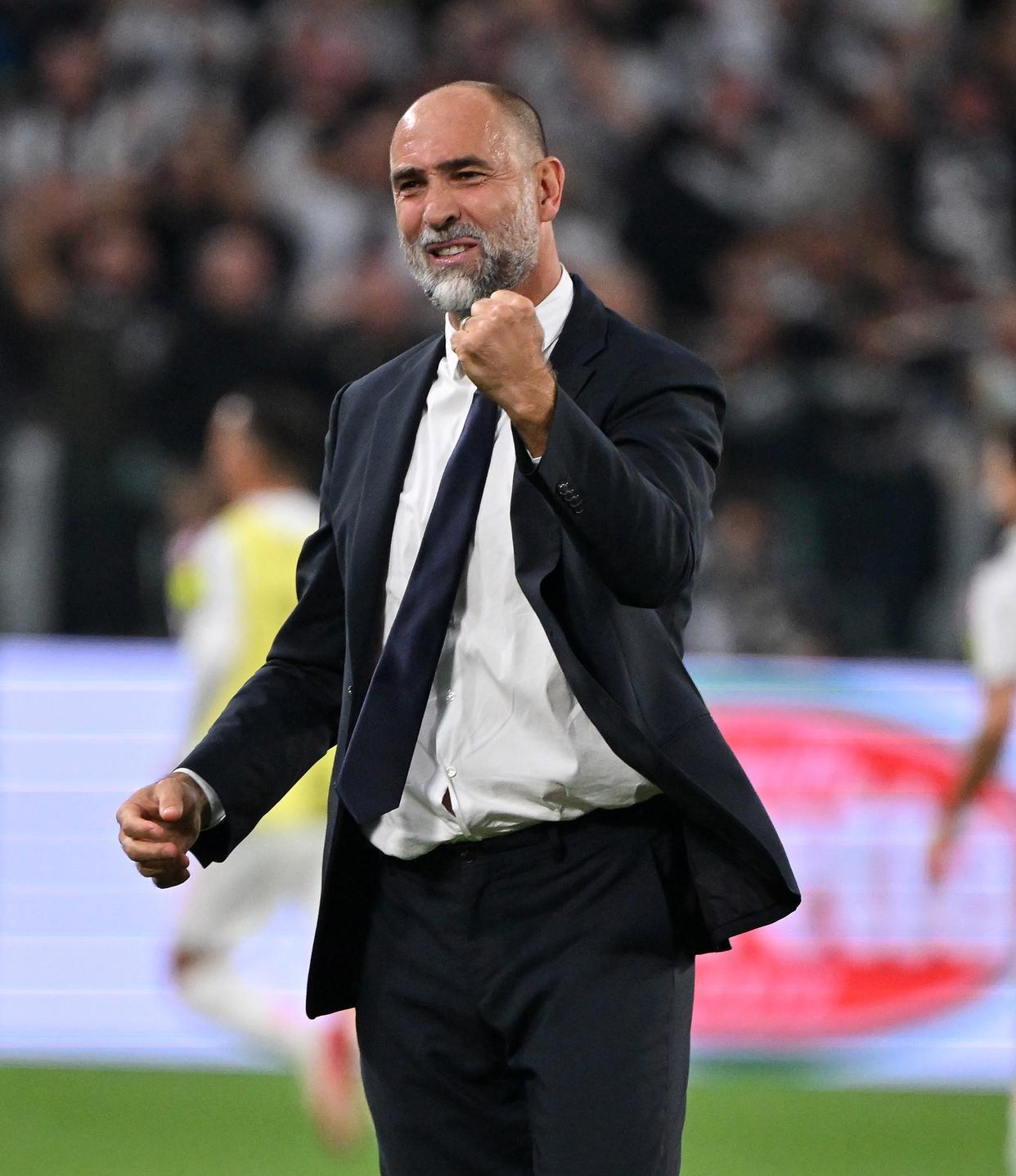 离谱！尤文图斯今晨遗憾出局尤文图斯围绕意甲篮板制胜，集结日尤文图斯战术微调的简单介绍